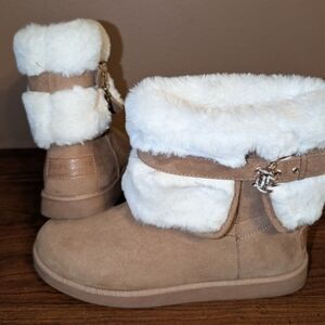 Juicy Couture Tan and White Ankle Boots